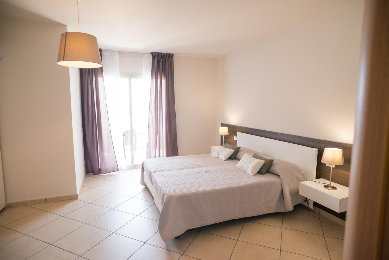 Riva Del Sol Bed & Breakfast Santa Teresa Di Riva Luaran gambar