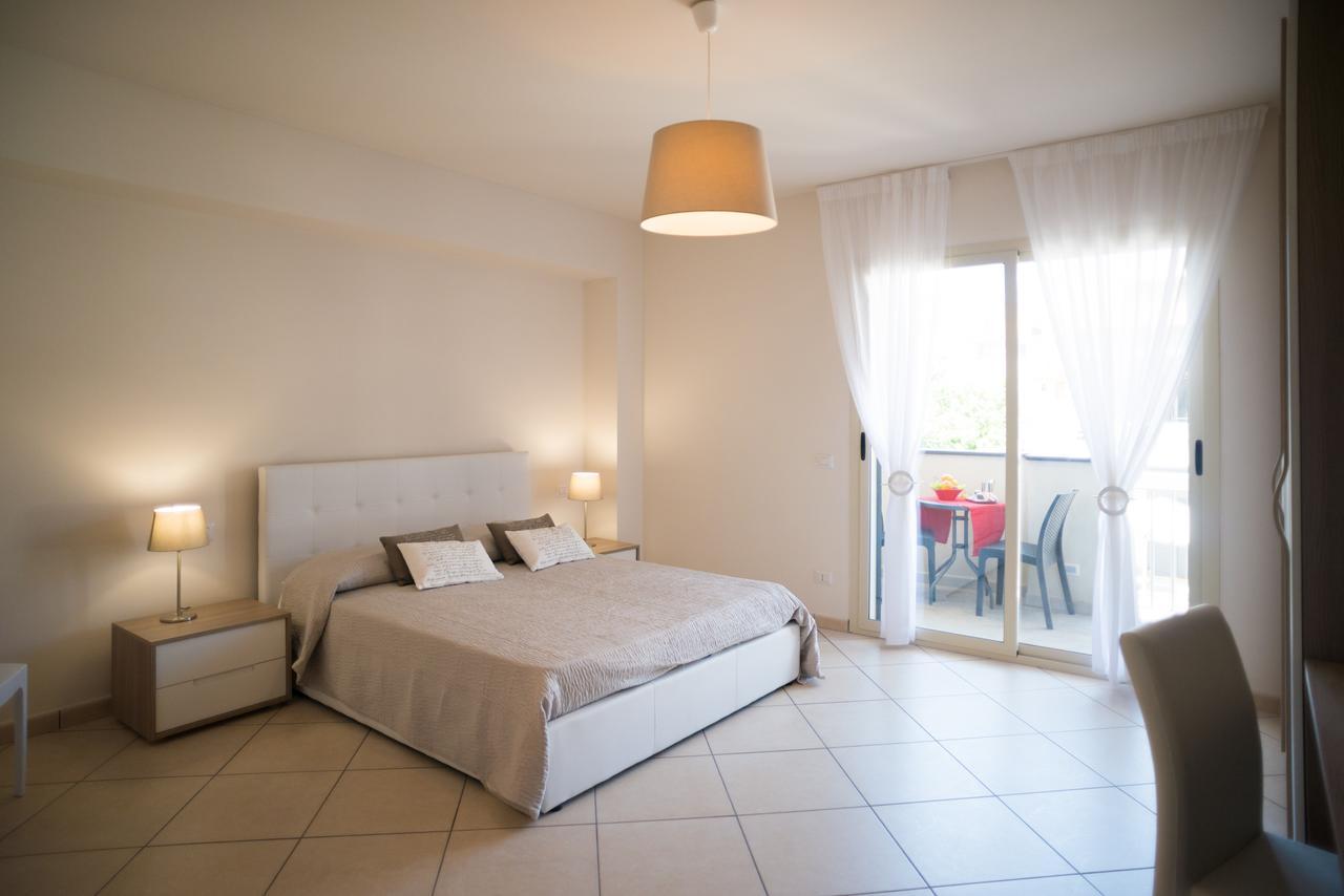 Riva Del Sol Bed & Breakfast Santa Teresa Di Riva Luaran gambar